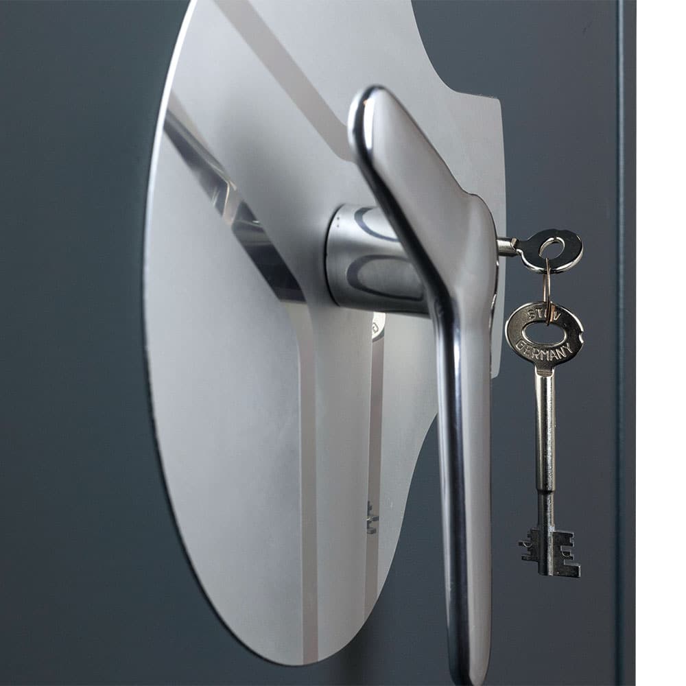 Gamekeeper Gold – 9 Gun Key Locking Safe - The Safe Havens